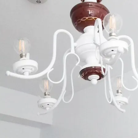 Lots Of Sunlight 3 Bedroom With Balcony Air Conditioning Апартаменты *