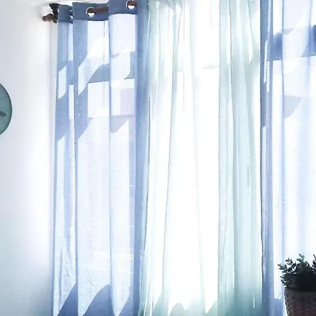 Apartament Lots Of Sunlight 3 Bedroom With Balcony Air Conditioning *