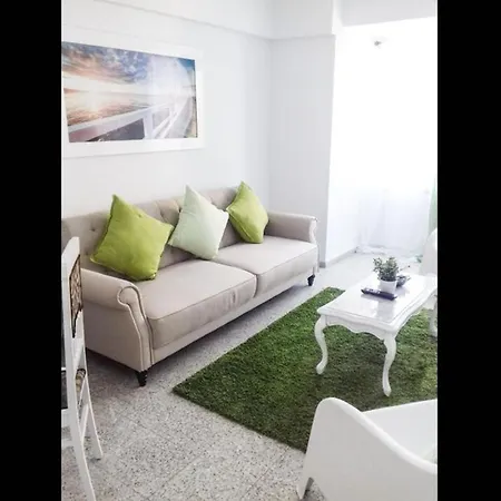 Lots Of Sunlight 3 Bedroom With Balcony Air Conditioning Apartament *