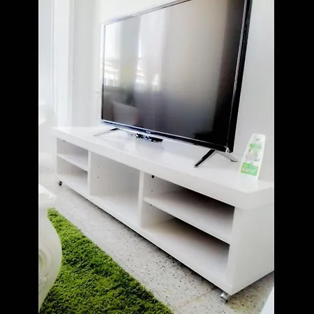 Lots Of Sunlight 3 Bedroom With Balcony Air Conditioning Apartament Alicante