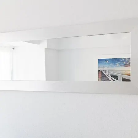 Apartament Lots Of Sunlight 3 Bedroom With Balcony Air Conditioning
